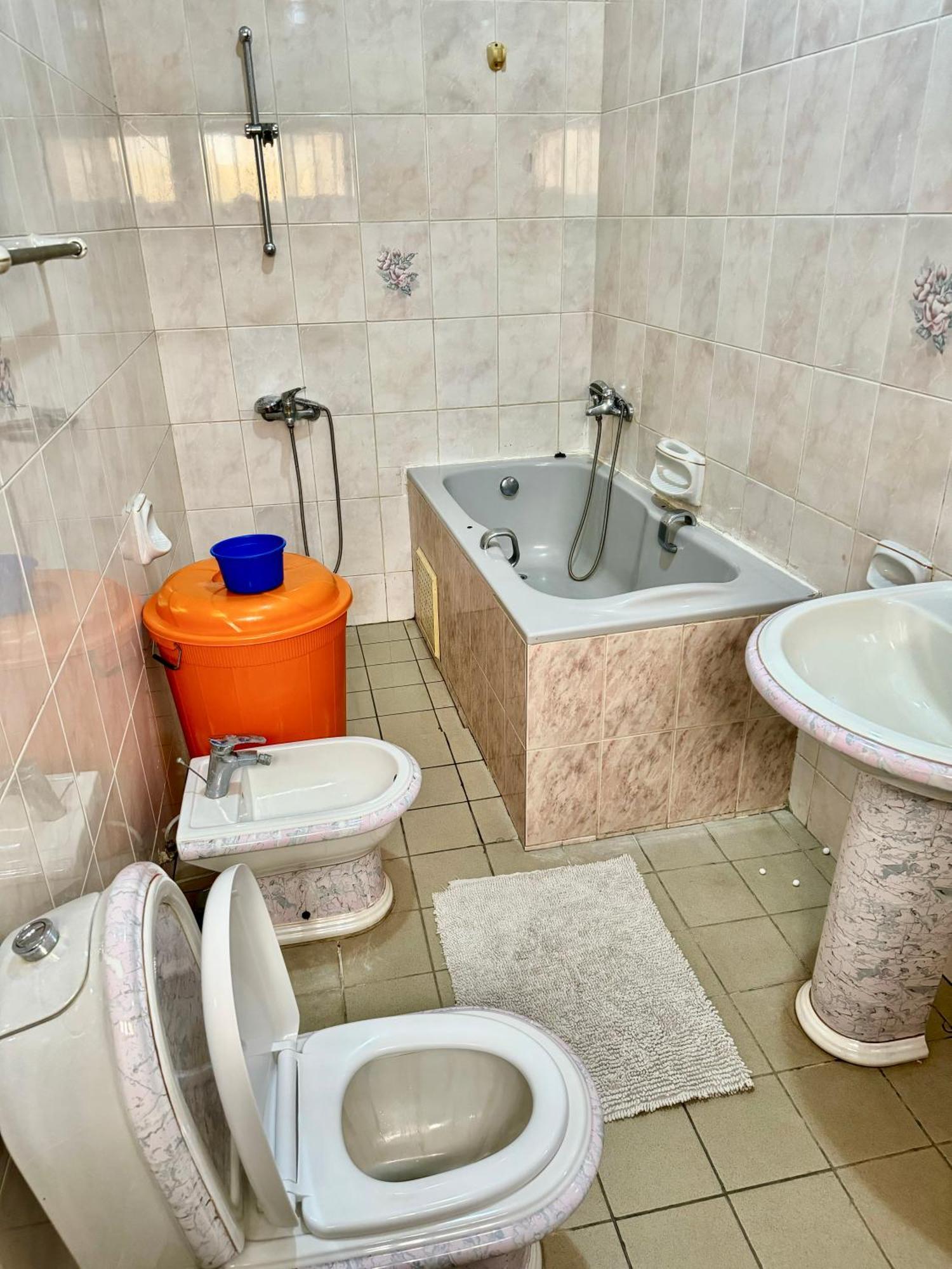 Guesthouse Cocotiers 코토누 외부 사진