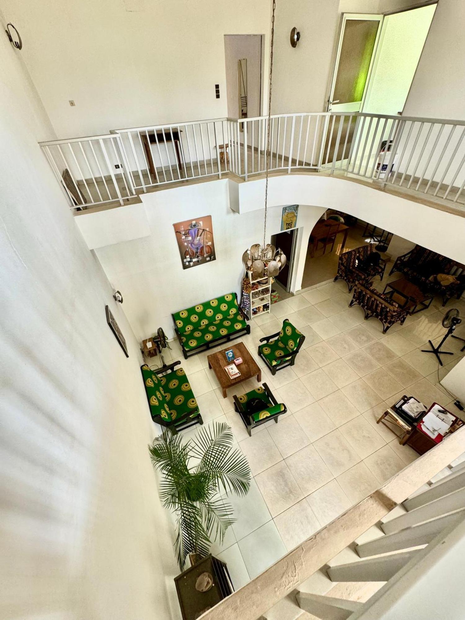 Guesthouse Cocotiers 코토누 외부 사진