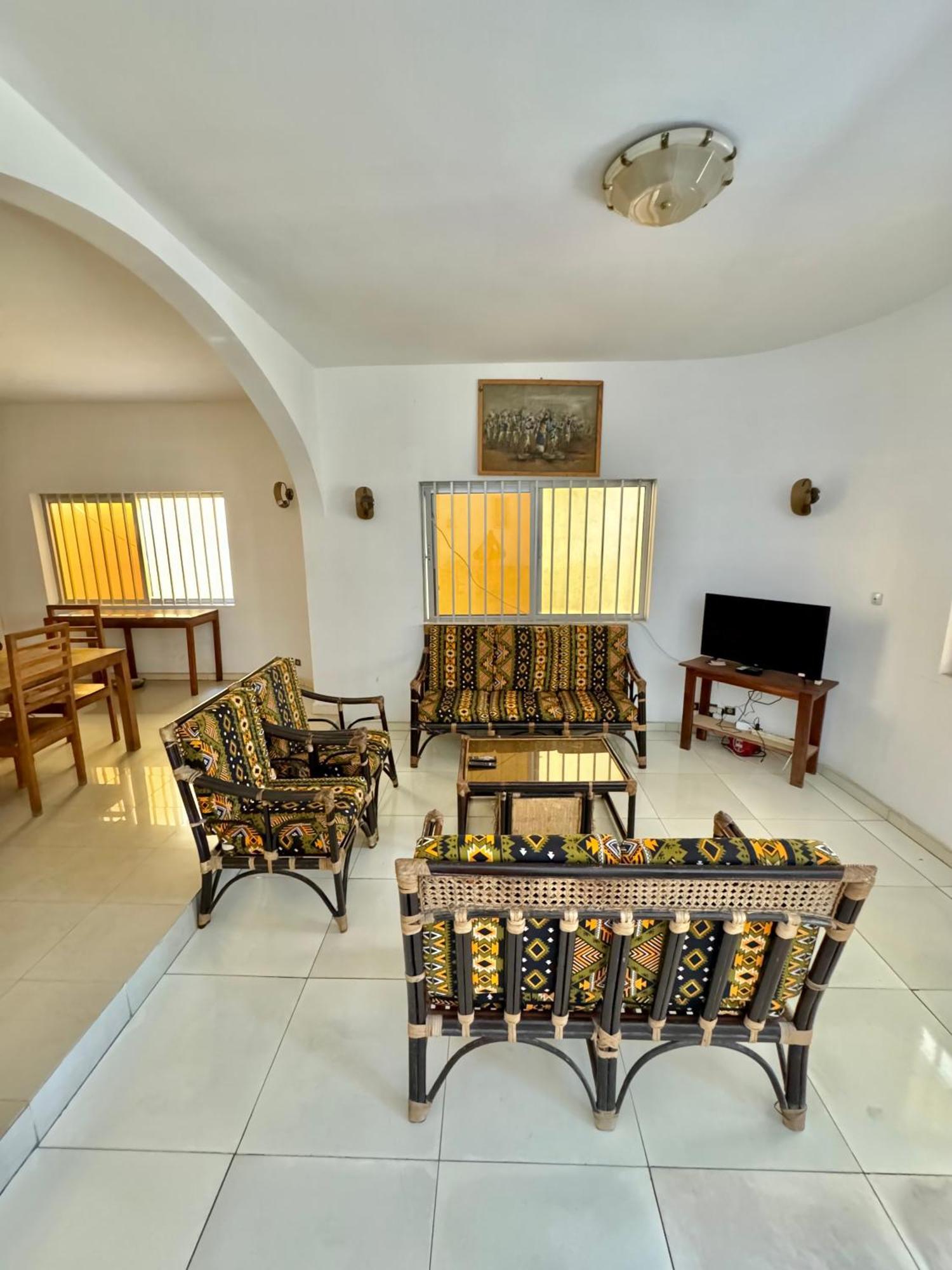 Guesthouse Cocotiers 코토누 외부 사진